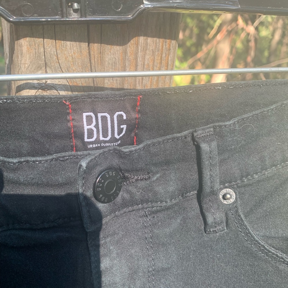 BDG Urban Outfitters cropped stretch black high waisted boyfriend jeans - Picture 2 of 8